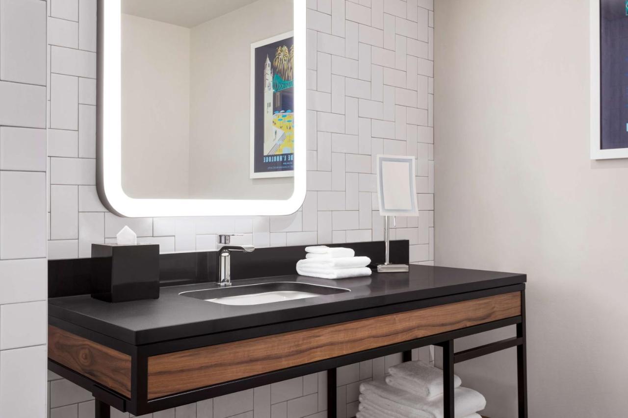 Hyatt Centric Montreal Hotel ภายนอก รูปภาพ